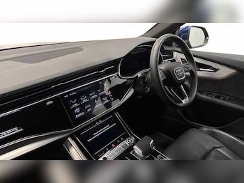 Used Audi Q8 2022 for sale - 76194071: Photo 2