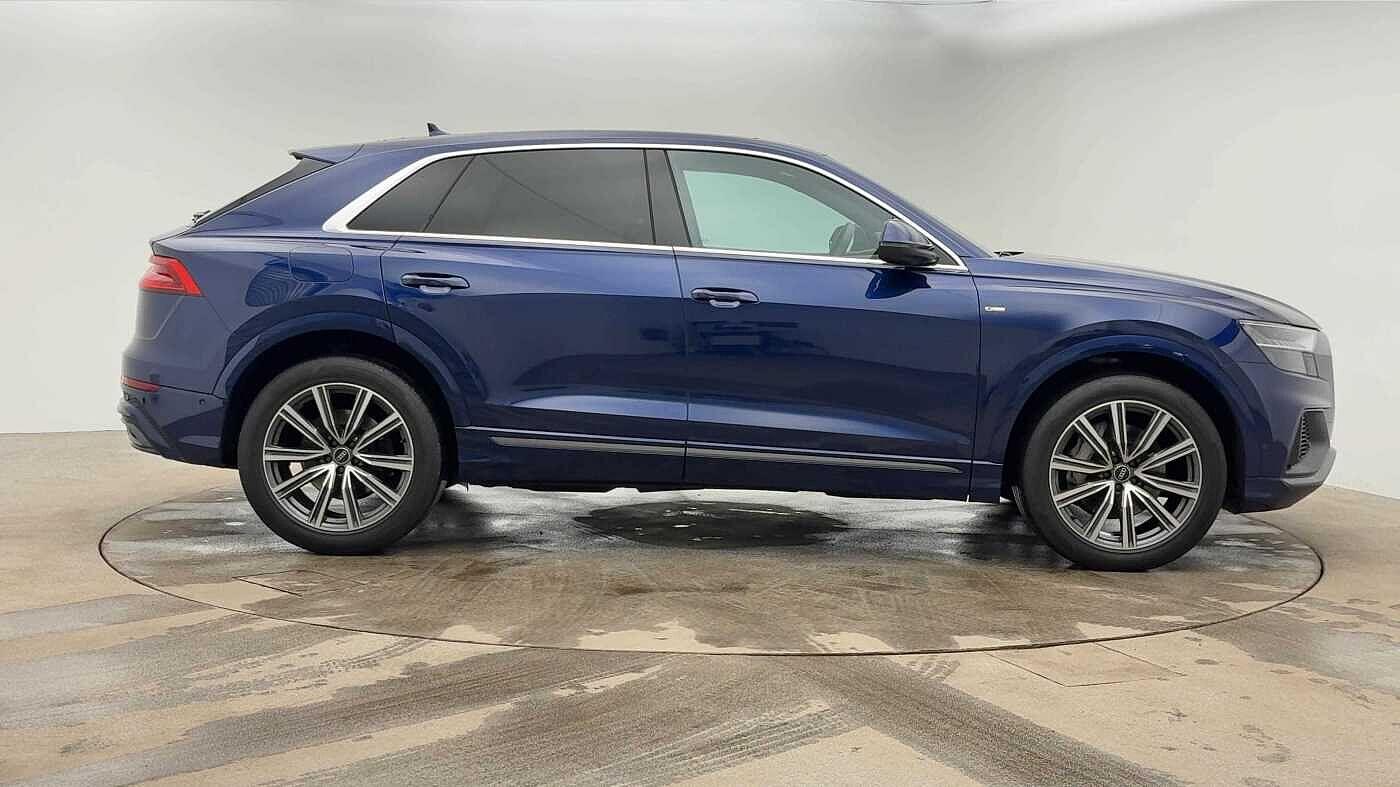 Used Audi Q8 2022 for sale - 76194071: Photo 4