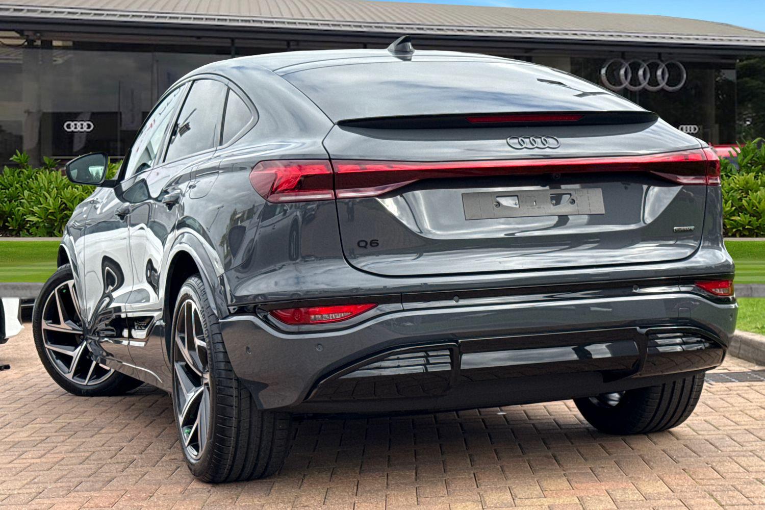 Used Audi Q6 e-tron 2026 for sale - 77593619: Photo 2