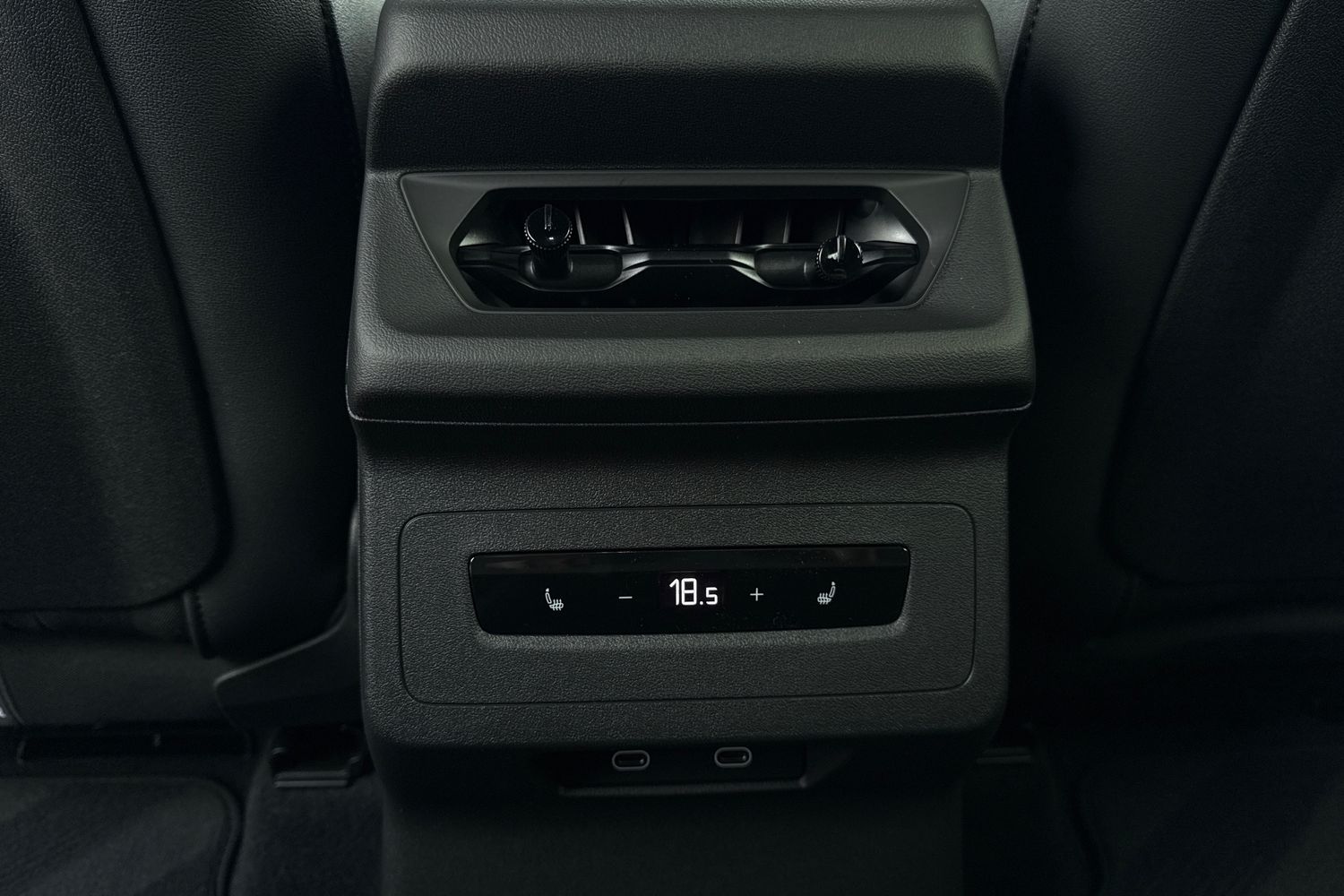 Used Audi Q6 e-tron 2026 for sale - 77593619: Photo 37