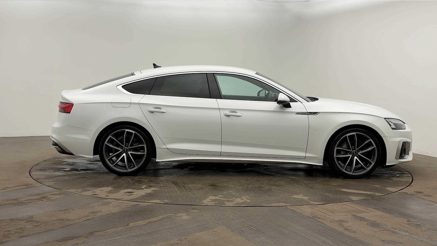 Used Audi A5 2023 for sale - 76520102: Photo 4