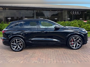 Used Audi Q6 e-tron 2024 for sale - 79355157: Photo