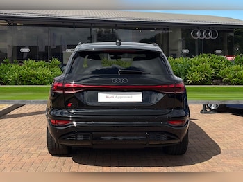 Used Audi Q6 e-tron 2024 for sale - 79355157: Photo