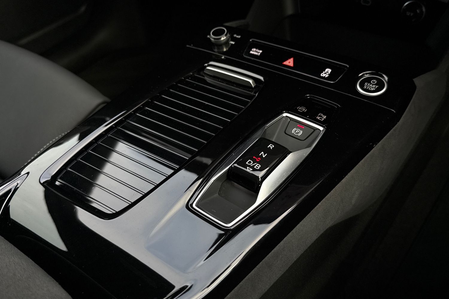 Used Audi Q6 e-tron 2024 for sale - 77520277: Photo 23