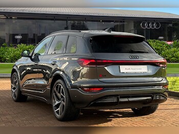 Used Audi Q6 e-tron 2024 for sale - 77520277: Photo