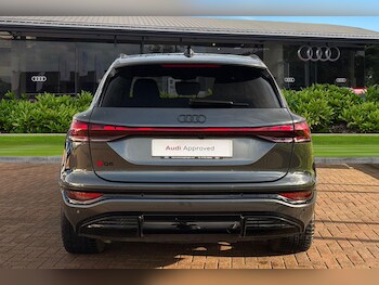 Used Audi Q6 e-tron 2024 for sale - 77520277: Photo