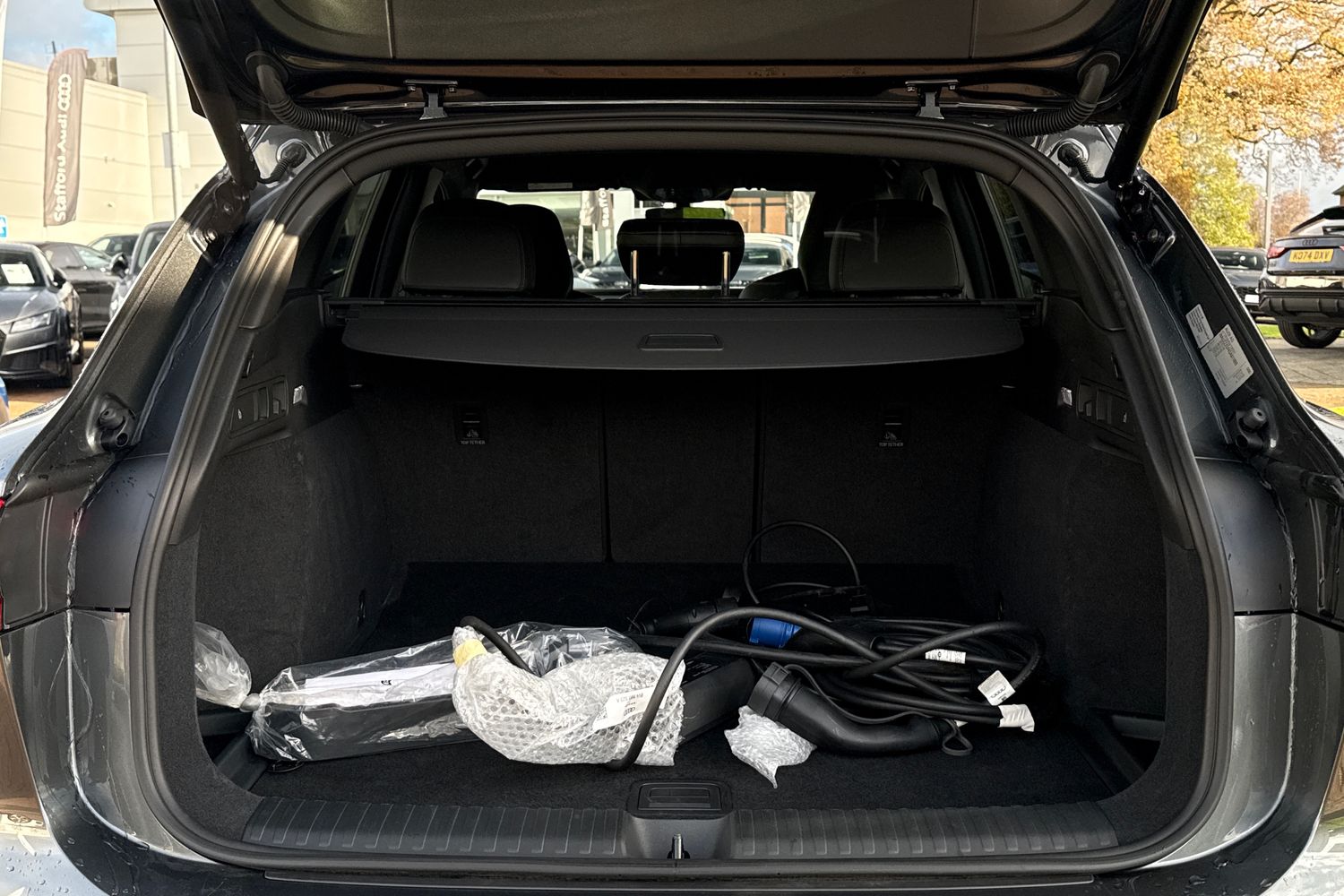 Used Audi Q6 e-tron 2024 for sale - 77520277: Photo 7