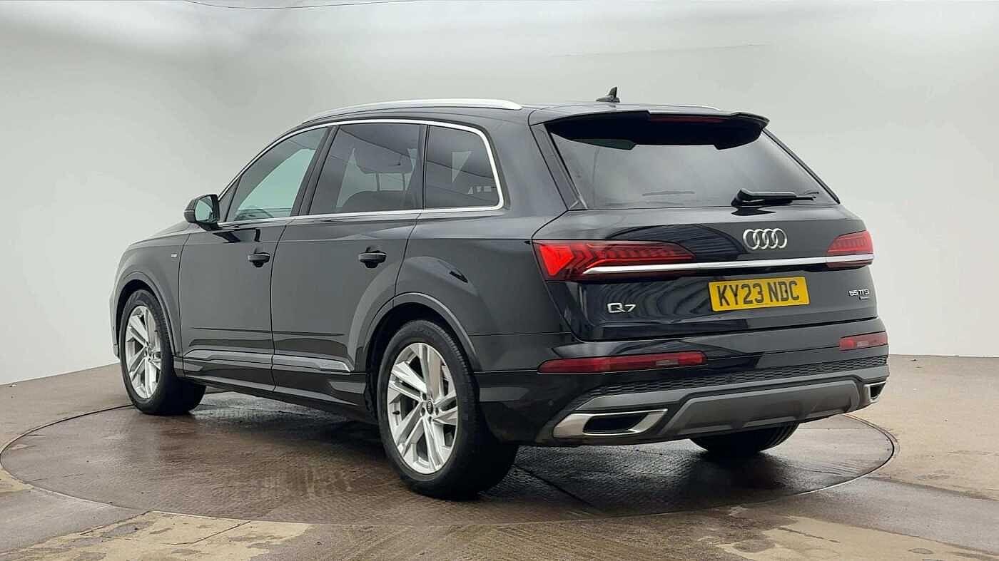 Used Audi Q7 2023 for sale - 77138840: Photo 3