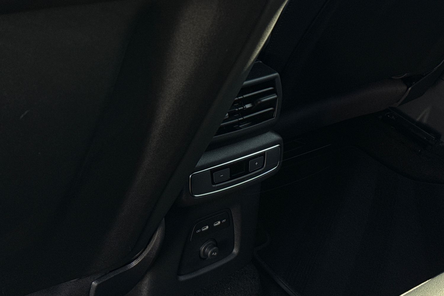 Used Audi Q4 e-tron 2025 for sale - 77758392: Photo 28