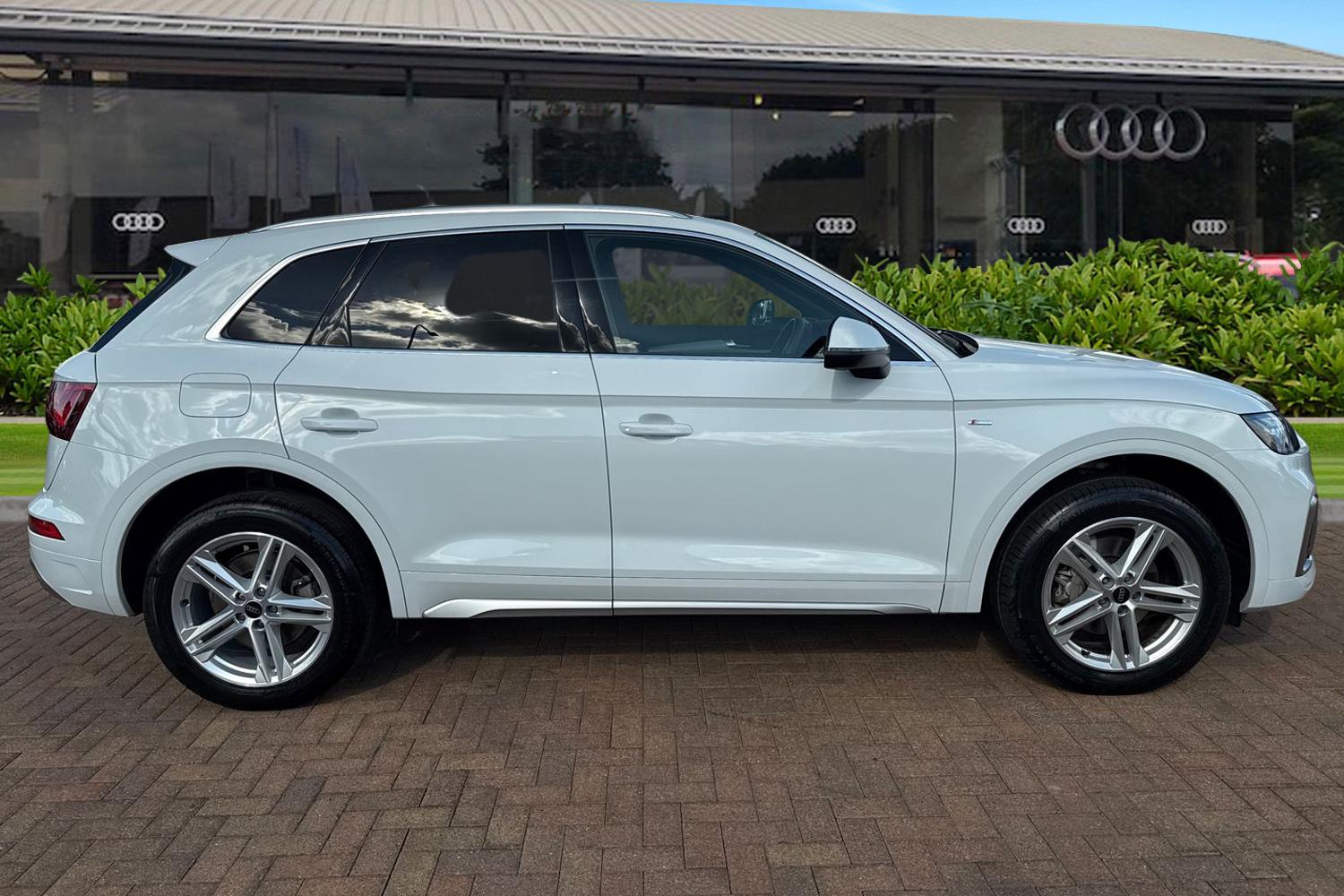 Used Audi Q5 2024 for sale - 76047472: Photo 3