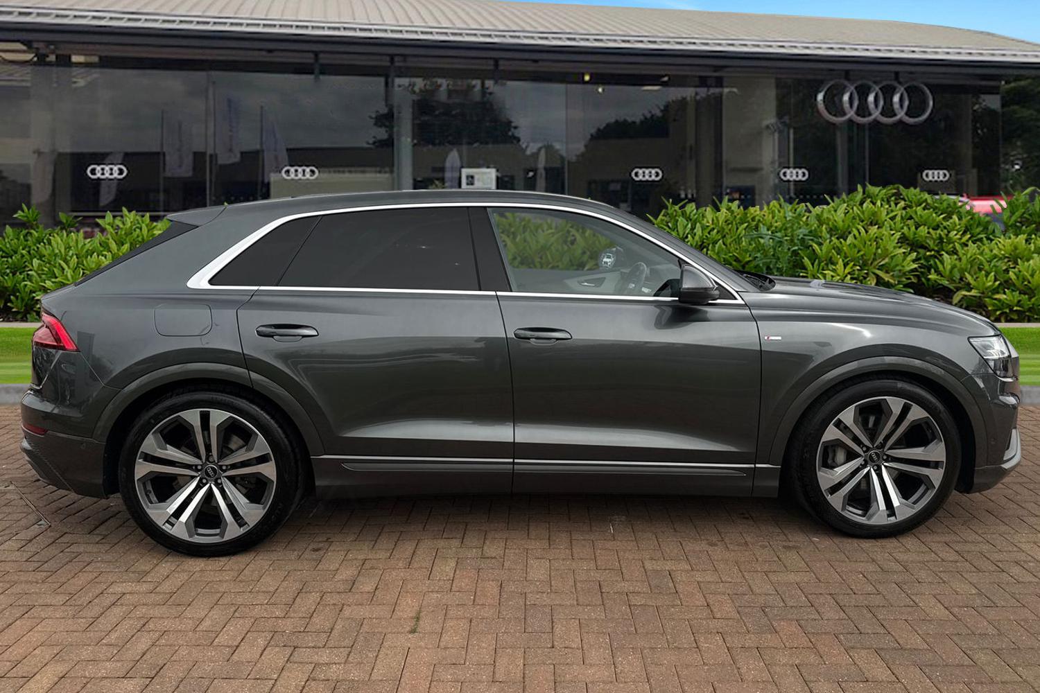 Used Audi Q8 2023 for sale - 78177651: Photo 3