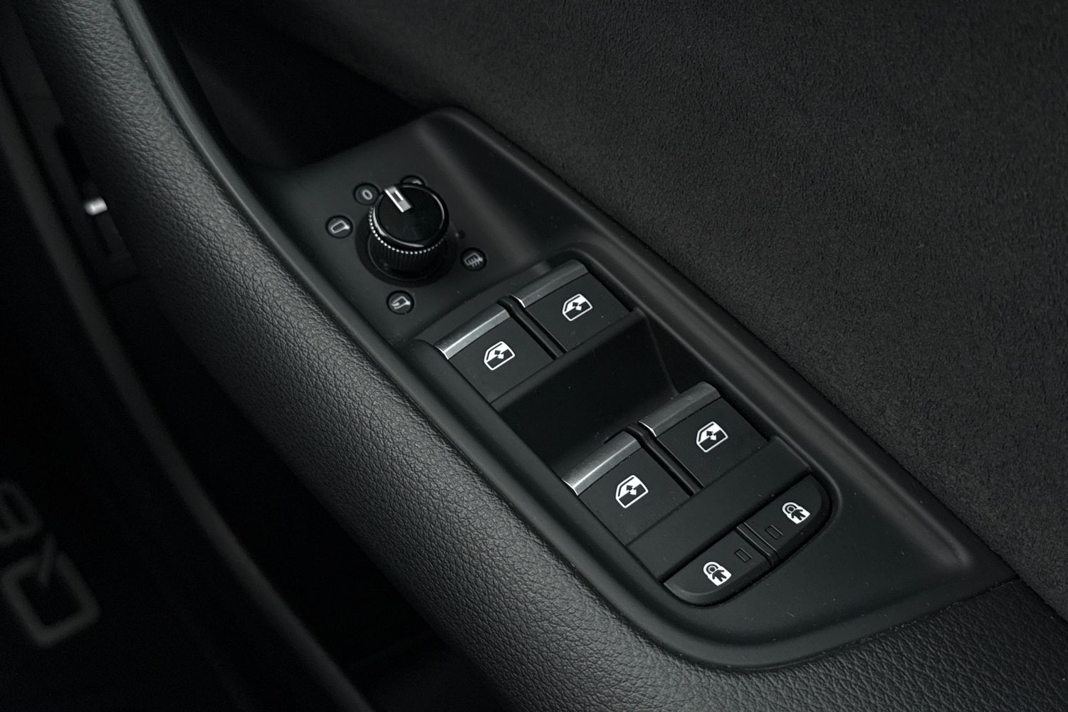 Used Audi Q8 2023 for sale - 78177651: Photo 39