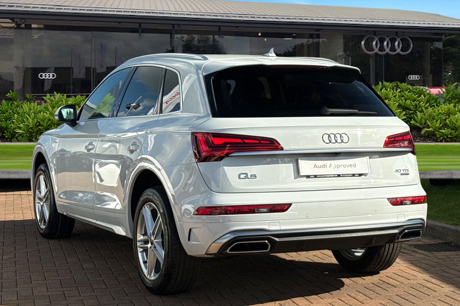 Used Audi Q5 2024 for sale - 76047289: Photo 2