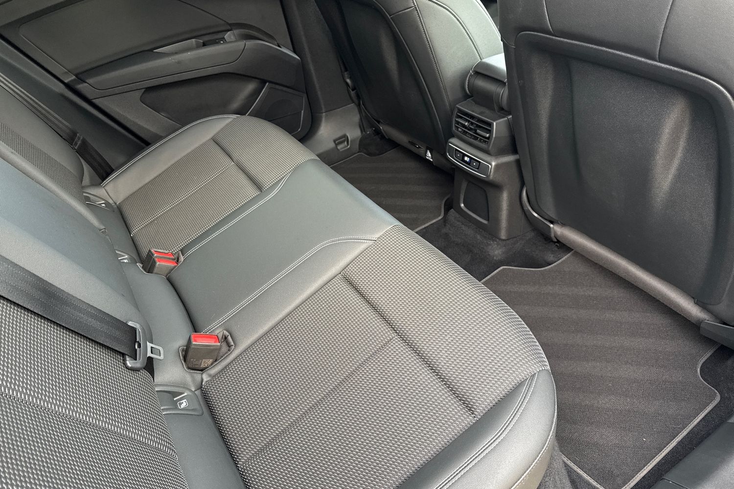 Used Audi Q4 e-tron 2022 for sale - 76836285: Photo 42