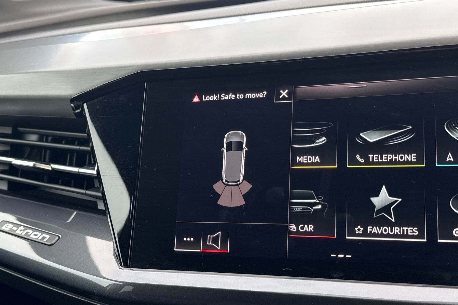 Used Audi Q4 e-tron 2022 for sale - 76836285: Photo 57