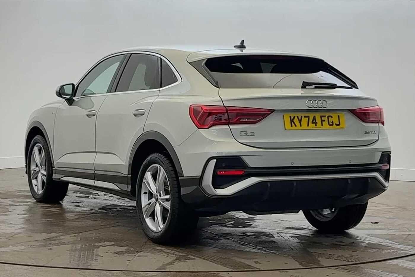 Used Audi Q3 2024 for sale - 77161359: Photo 3