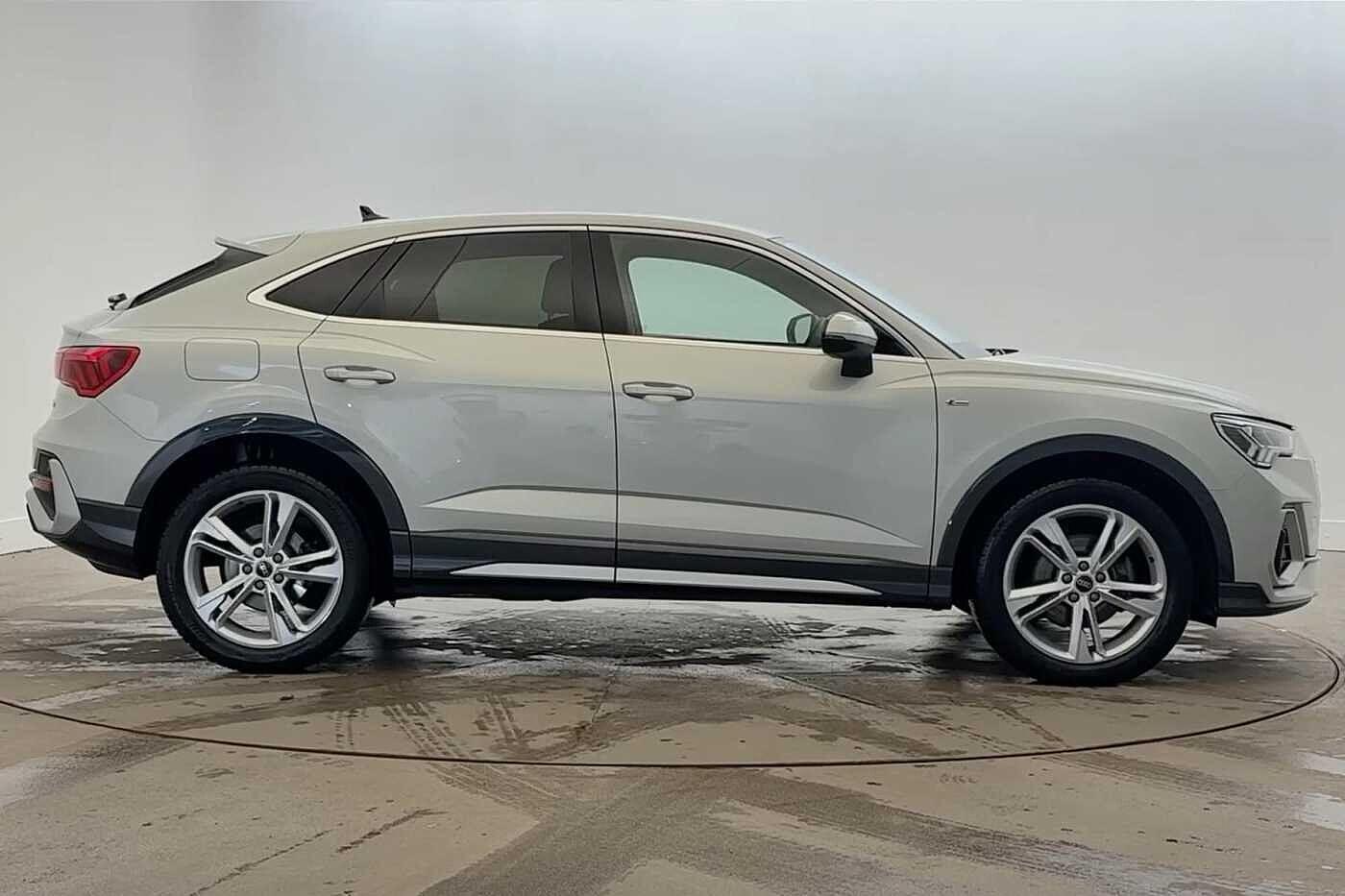 Used Audi Q3 2024 for sale - 77161359: Photo 4