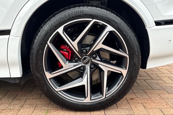Used Audi Q6 e-tron 2025 for sale - 76316607: Photo 13