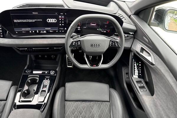 Used Audi Q6 e-tron 2025 for sale - 76316607: Photo 18