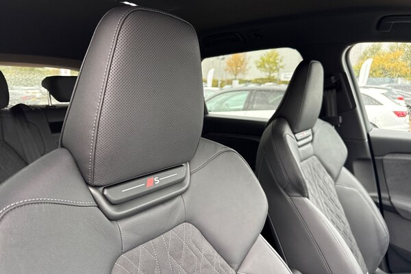 Used Audi Q6 e-tron 2025 for sale - 76316607: Photo 24