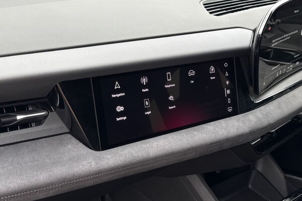 Used Audi Q6 e-tron 2025 for sale - 76316607: Photo 34