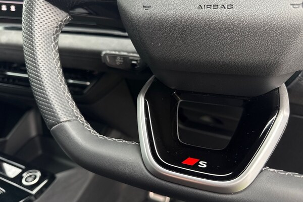 Used Audi Q6 e-tron 2025 for sale - 76316607: Photo 52