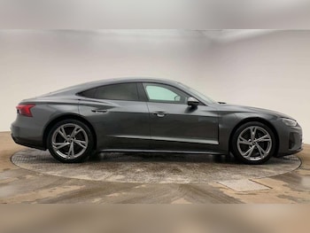 Used Audi e-tron GT 2023 for sale - 78422081: Photo