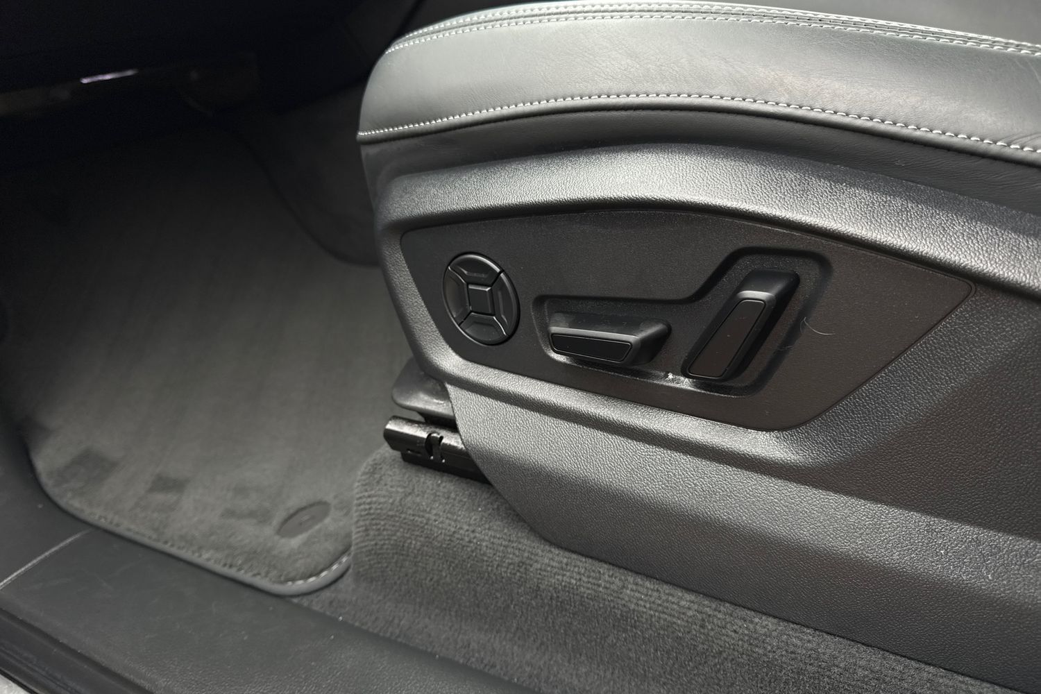 Used Audi Q7 2025 for sale - 77774007: Photo 32