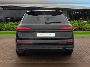 Used Audi Q7 2025 for sale - 77774007: Photo