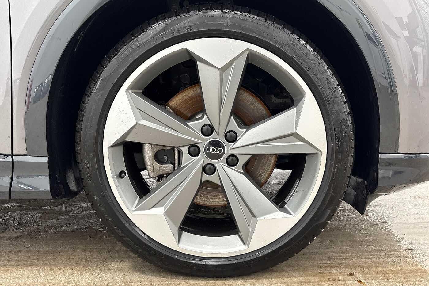 Used Audi Q4 e-tron 2025 for sale - 77820164: Photo 5