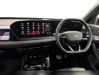 Used Audi Q6 e-tron 2025 for sale - 77546546: Photo