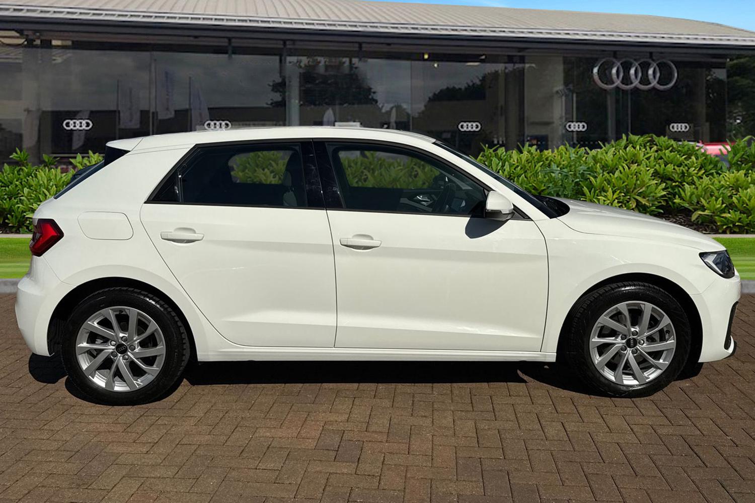 Used Audi A1 2023 for sale - 78155151: Photo 3