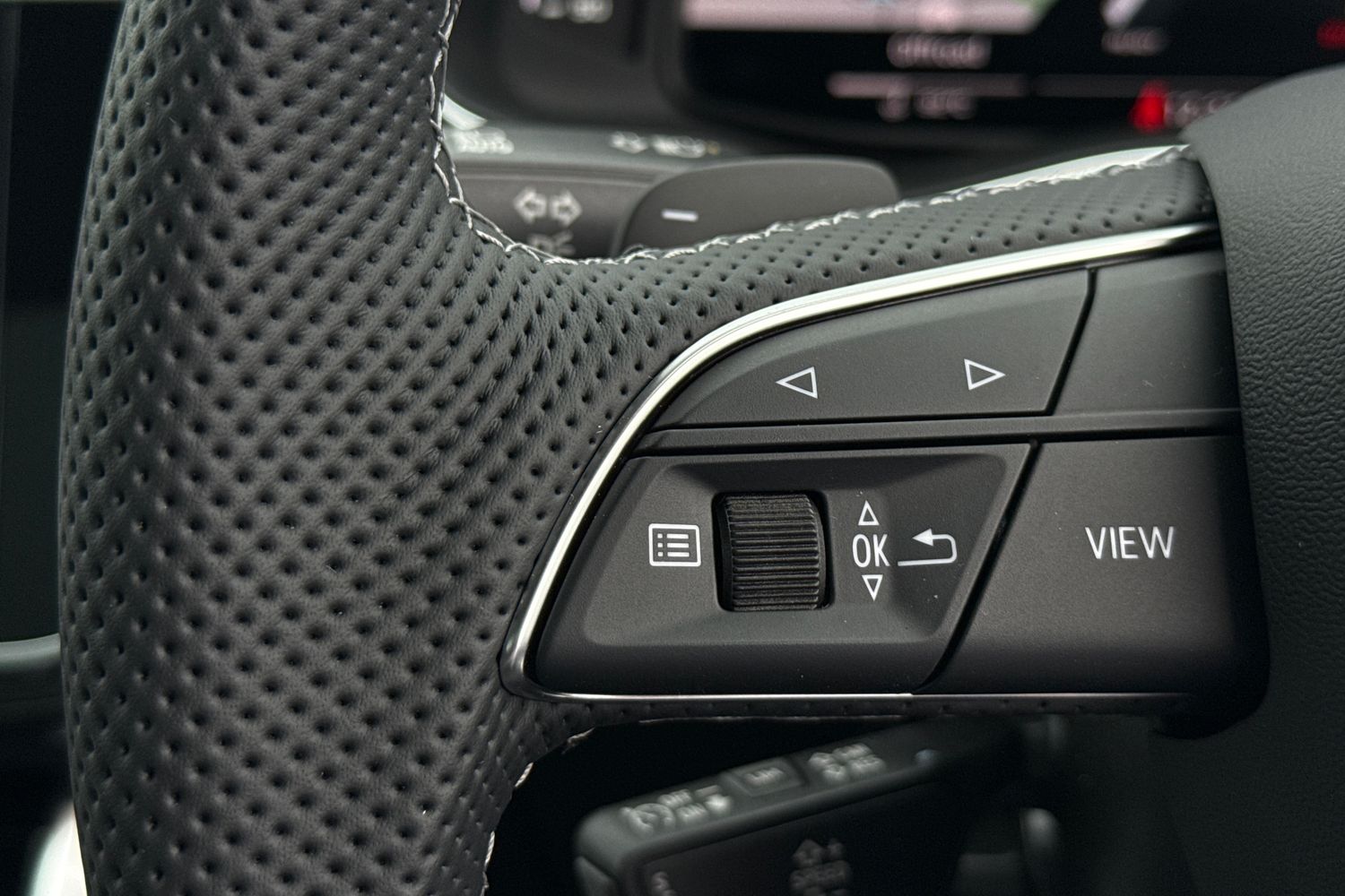 Used Audi SQ7 2025 for sale - 77011460: Photo 38