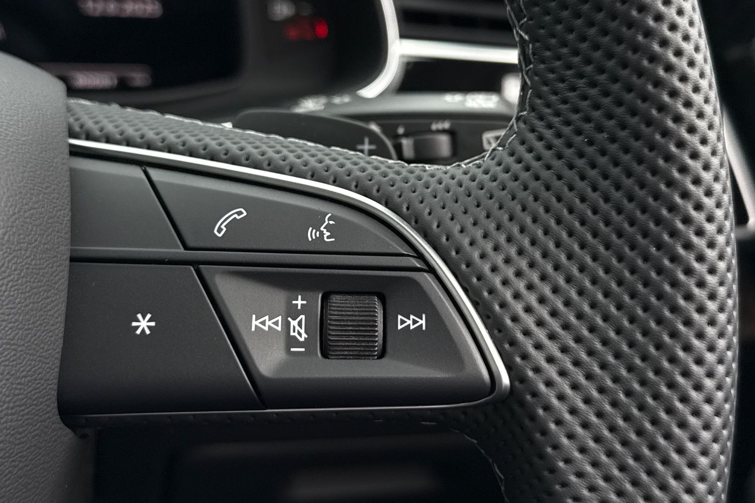 Used Audi SQ7 2025 for sale - 77011460: Photo 39