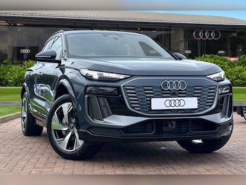 Audi - Q6 e-tron