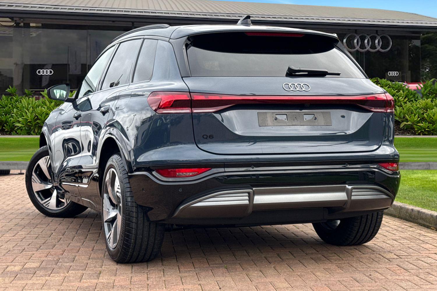 Used Audi Q6 e-tron 2025 for sale - 76654356: Photo 2