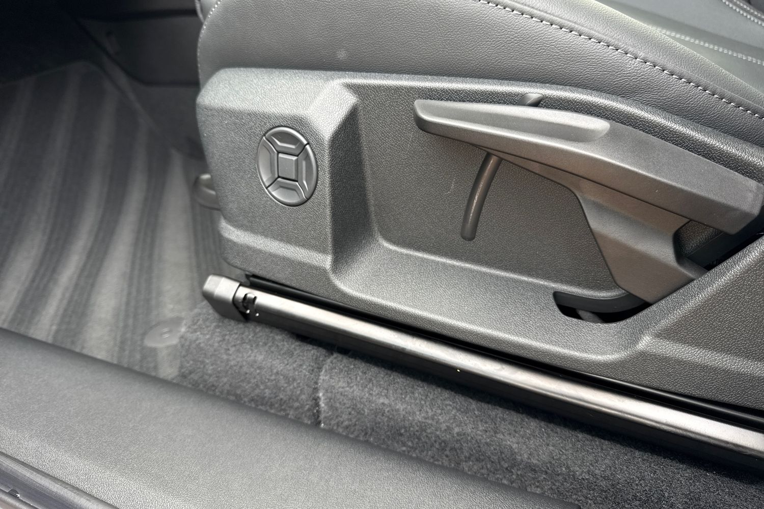 Used Audi Q6 e-tron 2025 for sale - 76654356: Photo 31