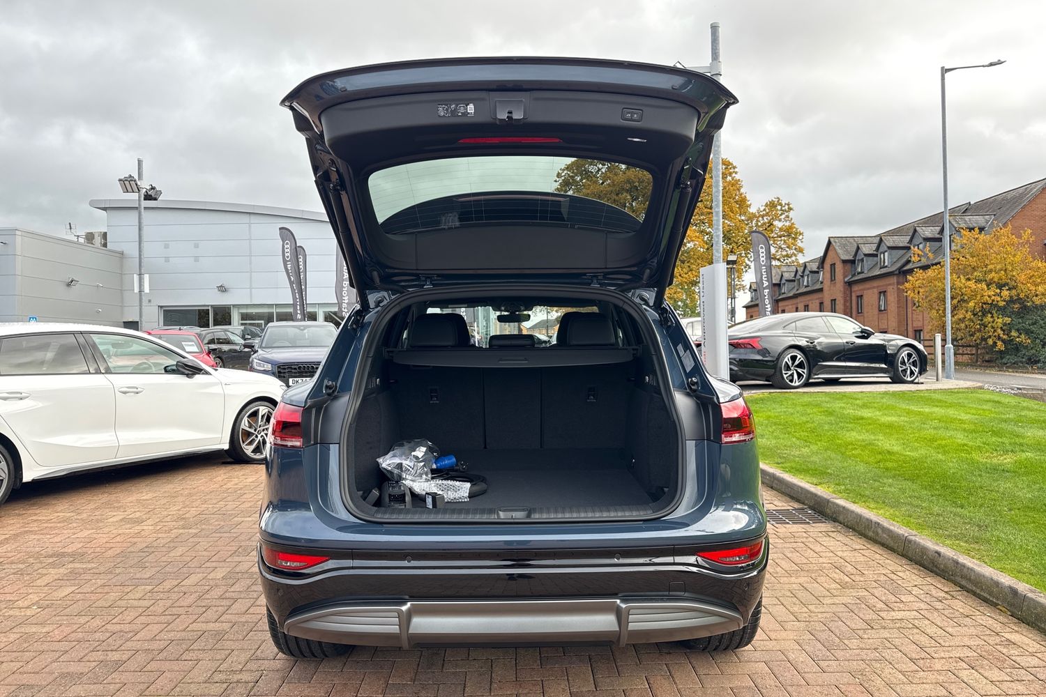 Used Audi Q6 e-tron 2025 for sale - 76654356: Photo 39