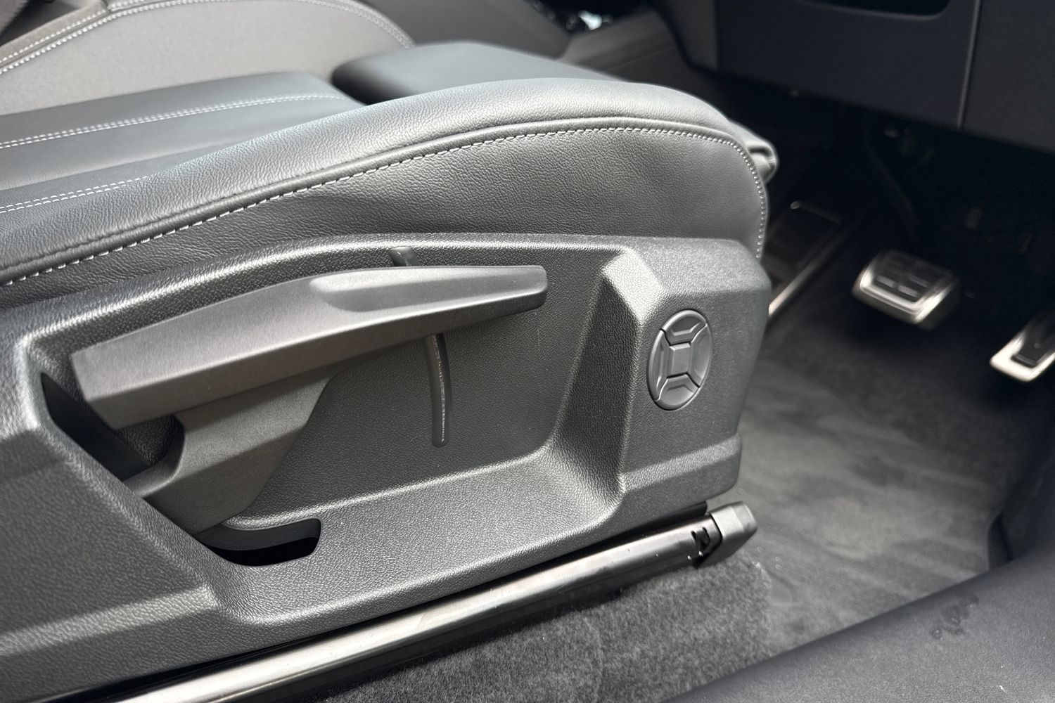 Used Audi Q6 e-tron 2025 for sale - 76654356: Photo 48