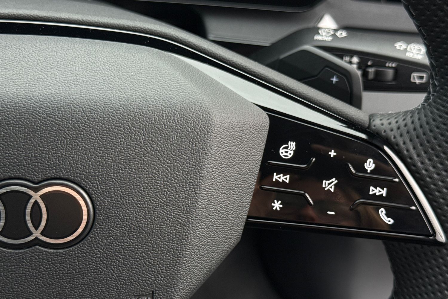 Used Audi Q6 e-tron 2025 for sale - 76654356: Photo 51