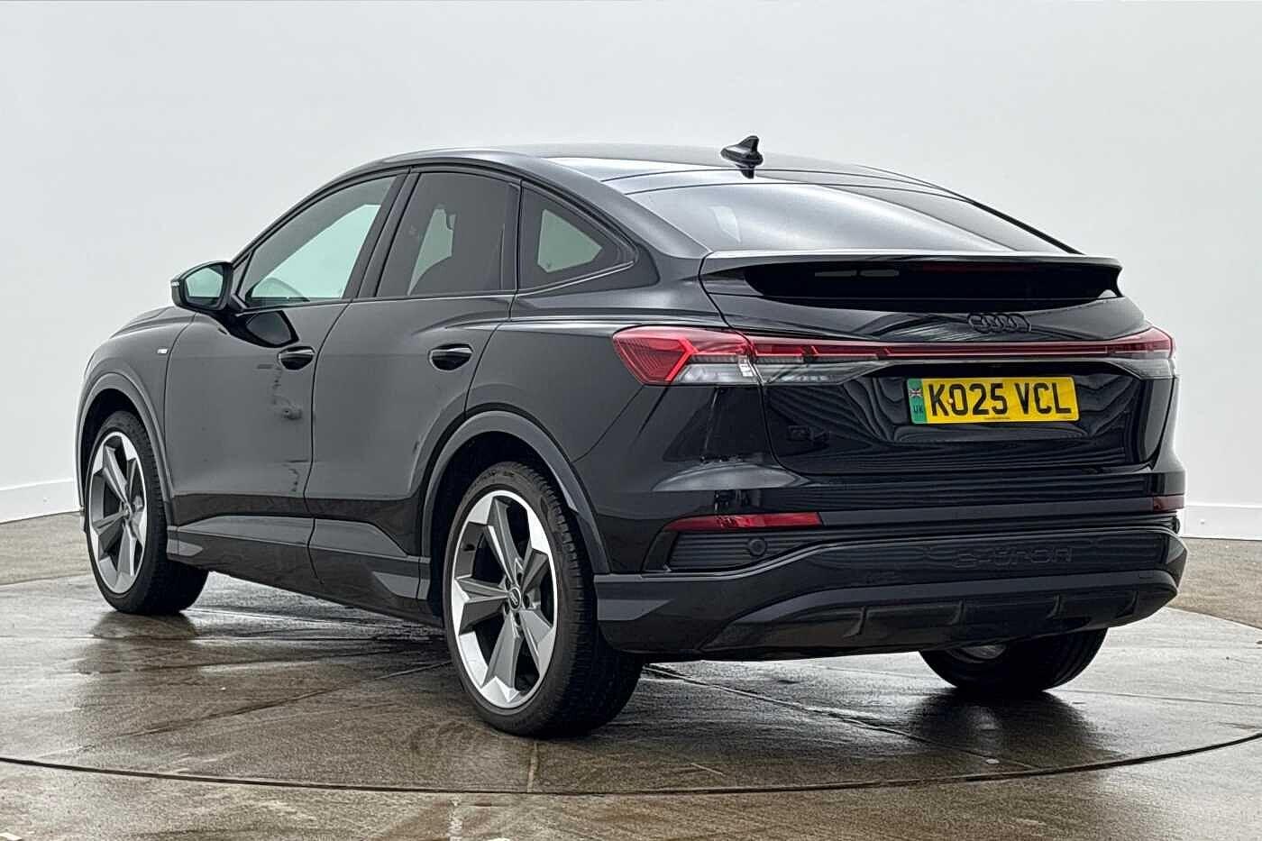 Used Audi Q4 e-tron 2025 for sale - 77849335: Photo 3