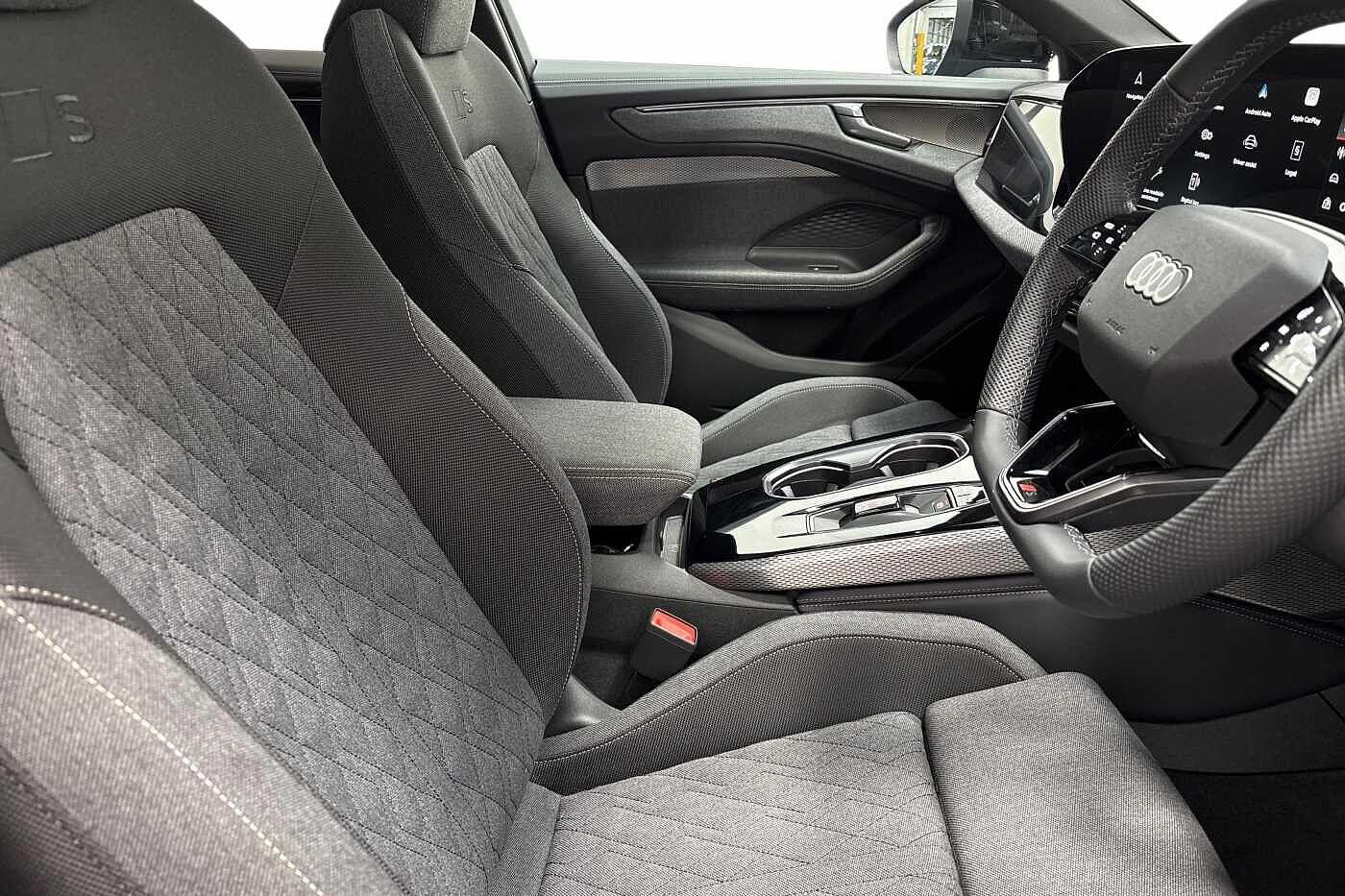 Used Audi A6 Saloon 2025 for sale - 76520100: Photo 11