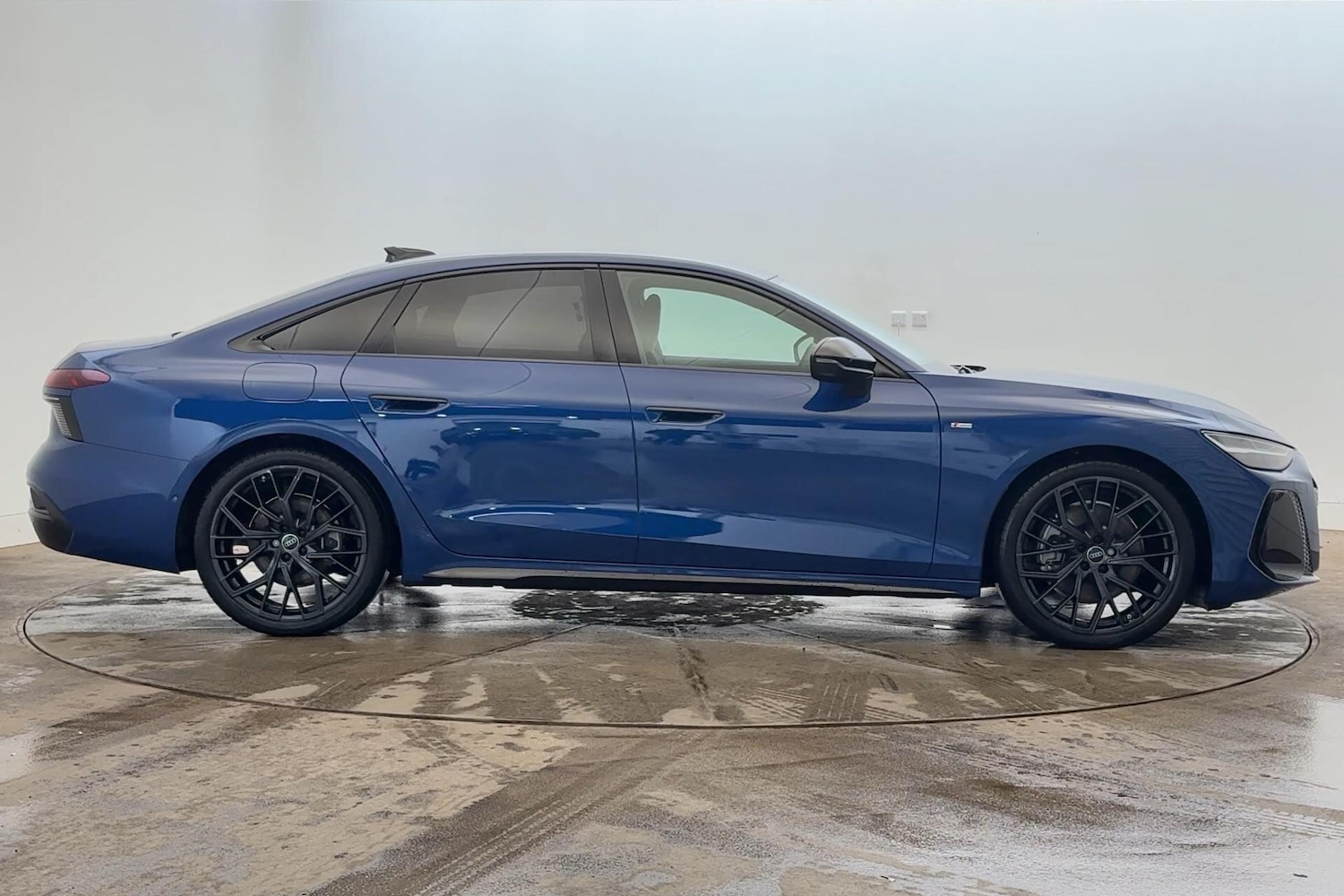 Used Audi A6 Saloon 2025 for sale - 76520100: Photo 17