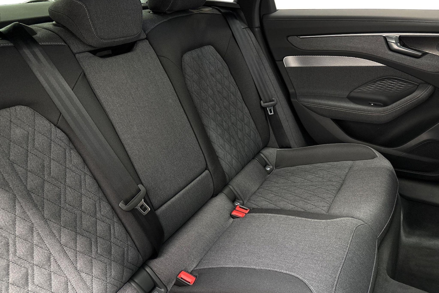 Used Audi A6 Saloon 2025 for sale - 76520100: Photo 22