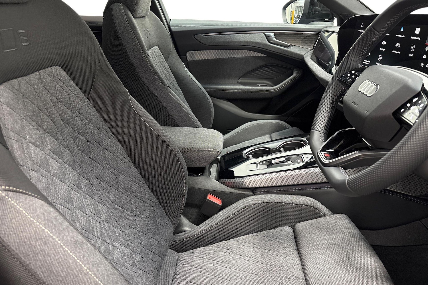 Used Audi A6 Saloon 2025 for sale - 76520100: Photo 23