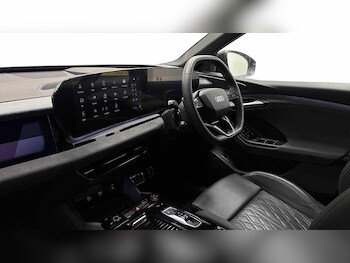 Used Audi Q6 e-tron 2024 for sale - 76495412: Photo