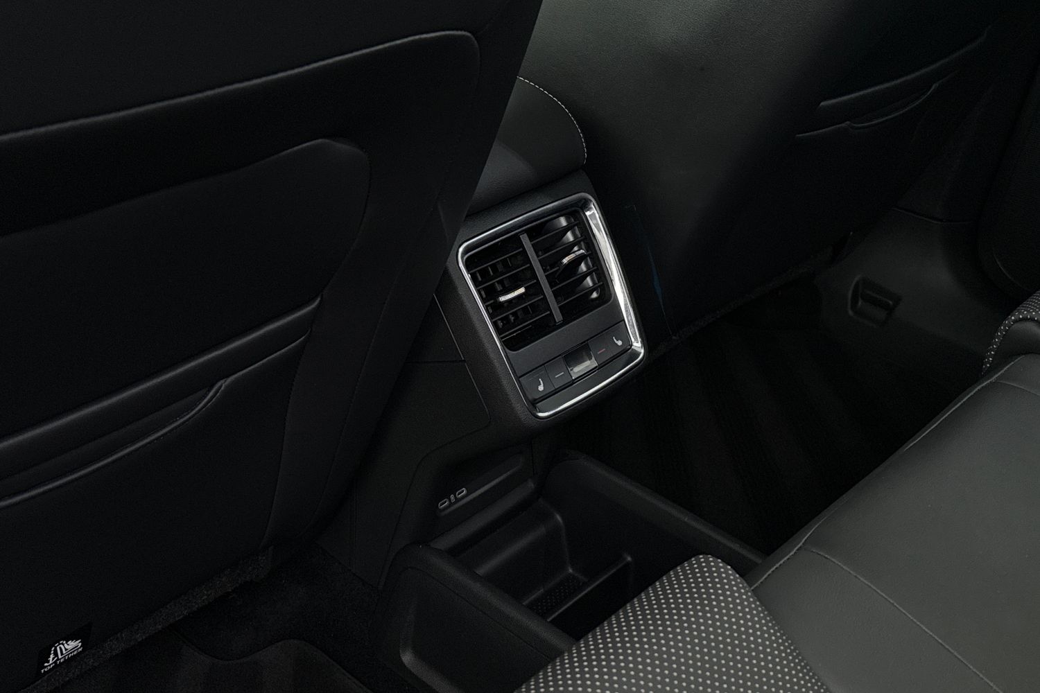 Used Skoda Enyaq 2023 for sale - 76654245: Photo 29