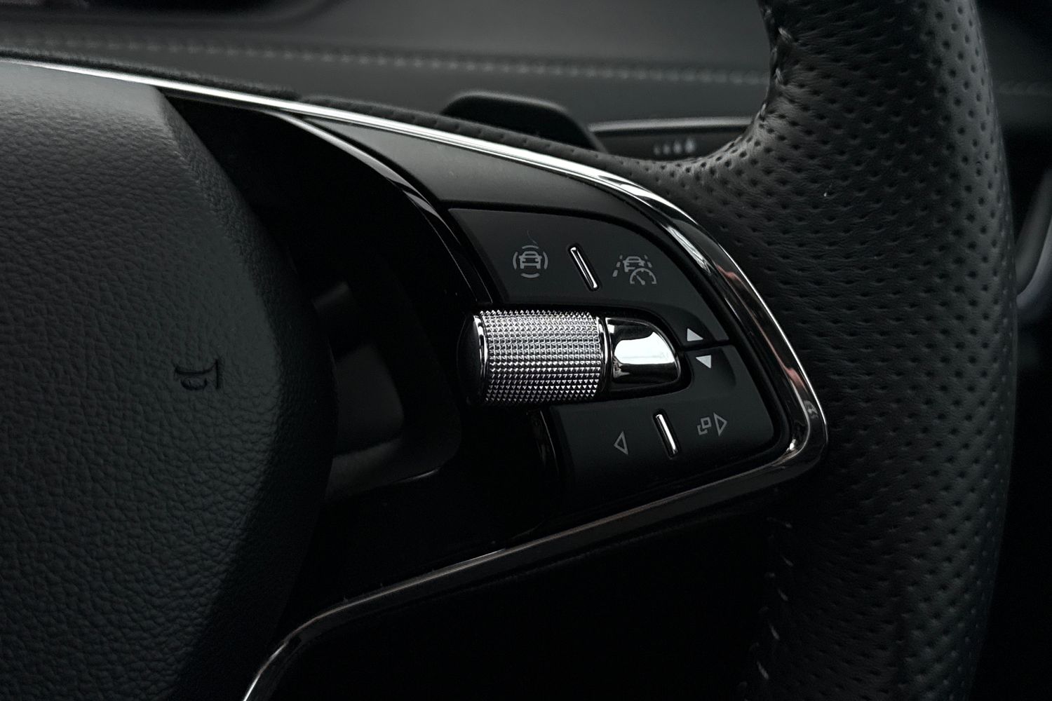 Used Skoda Enyaq 2023 for sale - 76654245: Photo 39