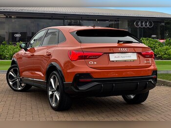 Used Audi Q3 2023 for sale - 77421600: Photo