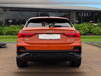 Used Audi Q3 2023 for sale - 77421600: Photo
